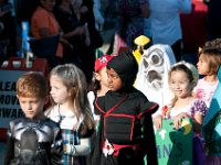 DSC 0966 : Halloween Parade Luke Ella Rachel Eagle Ridge