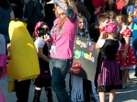 DSC 0992 : Halloween Parade Luke Ella Rachel Eagle Ridge