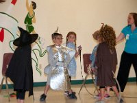 DSC 3896 : 2012, Eagle Ridge, Ella, Luke, May, Prize, Rachel, School, Wizard of Oz