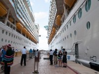 DSC 9426 : Cruise Royal Carribean Poulter Piper Haiti Jamaica Cozumel