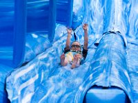 DSC 5388 : End of the school year party water slide