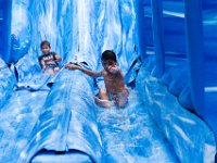 DSC 5398 : End of the school year party water slide