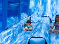 DSC 5485 : End of the school year party water slide