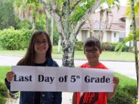 DSC 5322 : Luke Ella Last Day 5th Grade
