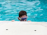 DSC 2895 : Luke Ella Jeff Tyler Ava Pool