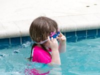 DSC 2921 : Luke Ella Jeff Tyler Ava Pool