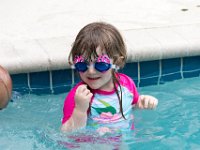 DSC 2923 : Luke Ella Jeff Tyler Ava Pool