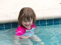 DSC 2932 : Luke Ella Jeff Tyler Ava Pool
