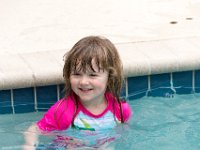 DSC 2941 : Luke Ella Jeff Tyler Ava Pool