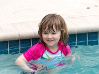 DSC 2943 : Luke Ella Jeff Tyler Ava Pool