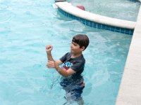 DSC 2964 : Luke Ella Jeff Tyler Ava Pool