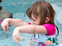 DSC 2974 : Luke Ella Jeff Tyler Ava Pool