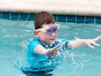 DSC 2980 : Luke Ella Jeff Tyler Ava Pool